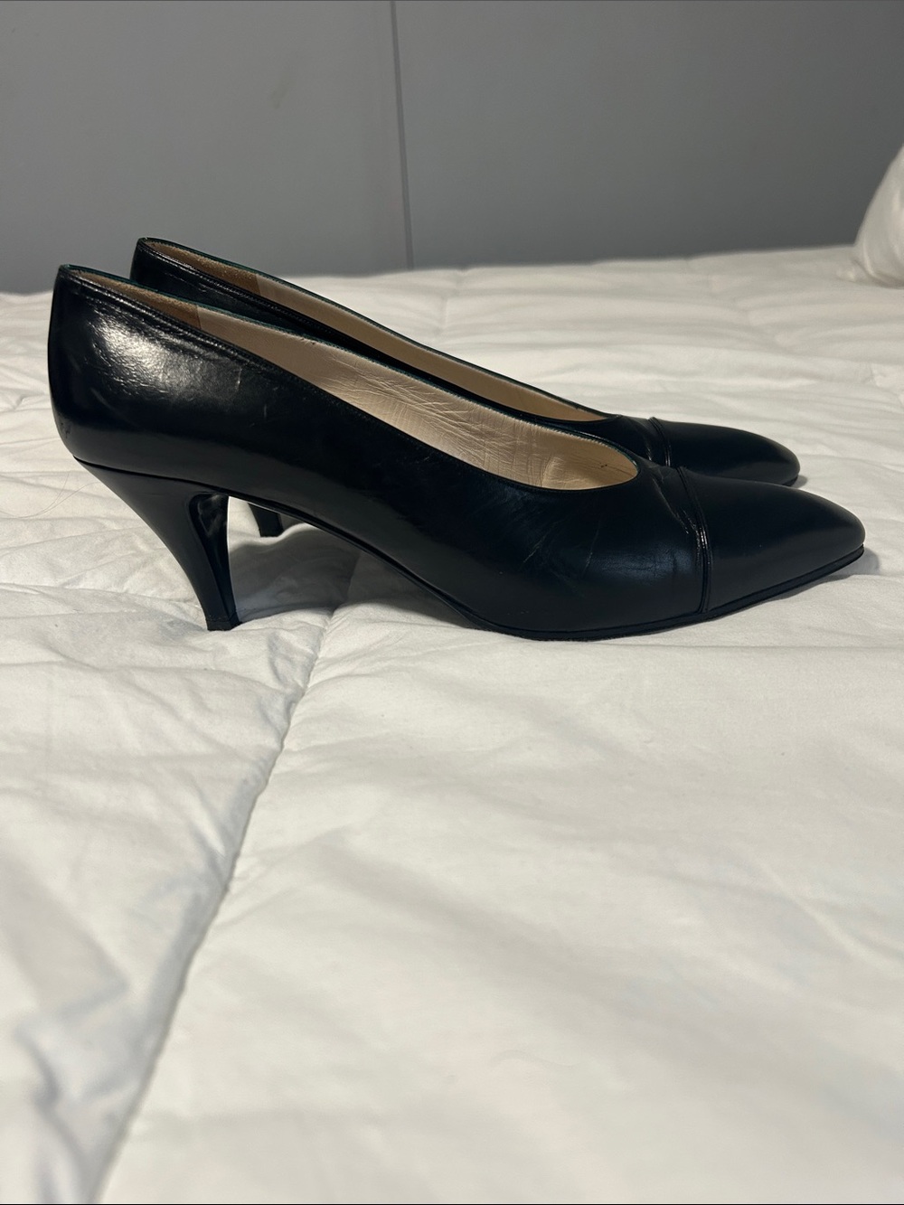 CHANEL Black Leather Pointed-Toe Heels - Picture 2 of 9